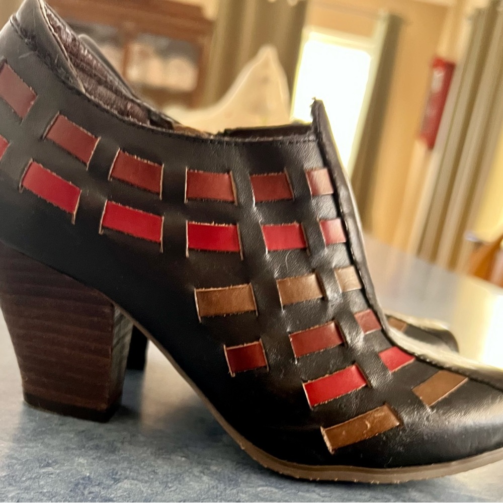 Spring Step l’Artiste Leather Boot EU 36/US 6 Very good condition, 2 1/2 heel.